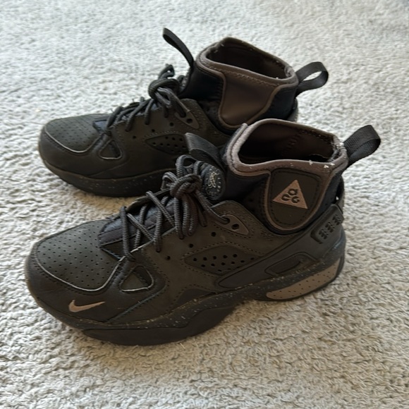 Nike ACG - Picture 4 of 5